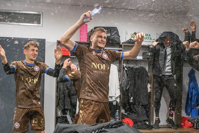 易让许多球 易让许多球